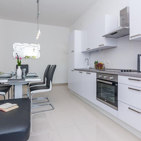 Apartments Marko Sukosan Ngoại thất bức ảnh